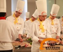 学厨师好找工作吗？