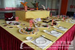 闻香识厨师：谁知盘中餐 粒粒皆精品