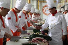 教育部：加快发展现代职业教育 定位培养高技能人才