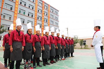 致生活在呼和浩特新东方的你.....