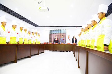 金领大厨1702班：为了同一个梦想，共同努力奋斗！