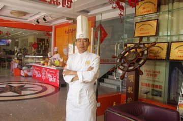 【名师大讲堂】酒店大师走进呼和浩特新东方，为学子们亲授烹饪技能！