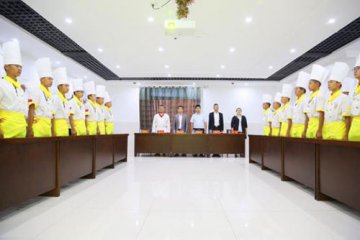 呼和浩特新东方烹饪学校金领大厨1704班开班典礼正式举行