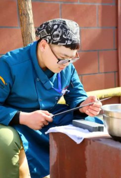 【新生证言】张皓喆：生活的仪式感，从学西餐开始