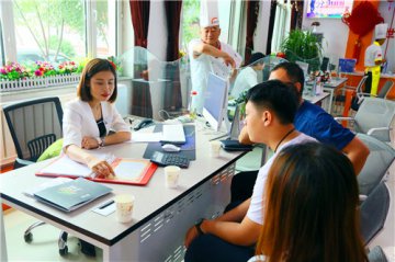 【报名火爆】中高考成绩公布后，这所学校报名火爆啦！