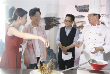 【黄渤化身黄大厨】教你做美食  上演“一厨好戏”