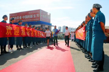 【名师大讲堂】星级酒店主厨走进呼和浩特新东方，亲授烹饪技能！