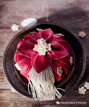 精致西点，美味人生，两年制经典西点专业！