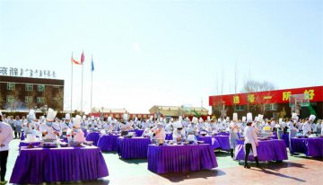 三月，春暖花开，呼和浩特新东方第三届“我是西点师”之创意裱花大赛开幕啦