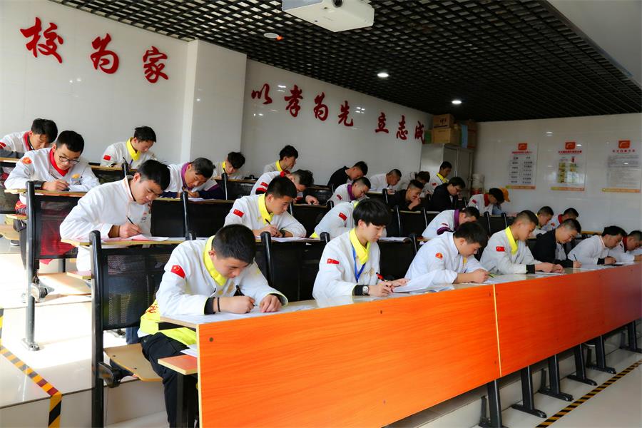 国家职业技能鉴定考试在呼和浩特新东方烹饪学校开考！
