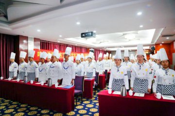 呼和浩特新东方烹饪学校金典总厨1901班、时尚西点1901班隆重开班！