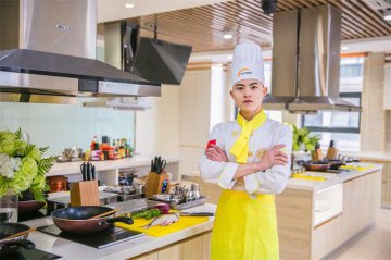 初中生想学技术，选择烹饪行业好吗？