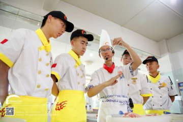 对比世界各国的厨师收入，我国的厨师怎么样呢？呼和浩特新东方烹饪带你了解下