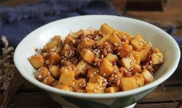 美食推荐|蒜香芝麻杏鲍菇，鲜美多汁又脆嫩，轻松秒掉米饭~