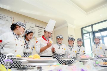 你的孩子在学校怎样学习的？呼和浩特新东方教学大揭秘