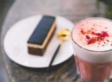 想转行、学历低、没技术的女生适合学什么？