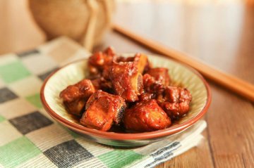 美食推荐|琥珀色糖醋小排！