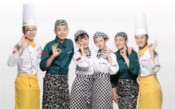 成年人该不该把努力交给鸡汤？