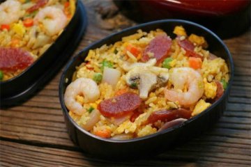 美食推荐|经典美食“黄金炒饭”！