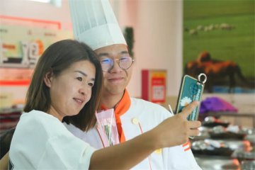 【家长见面会】爸妈你们放心，我在新东方过得很好