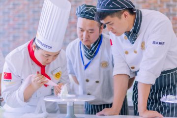 男生只能学中餐？学西点烘焙前途好吗？