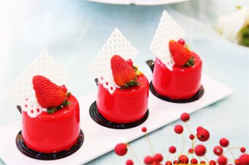 “唯爱相守·纵享甜蜜”新东方烹饪学校邀您一起过七夕