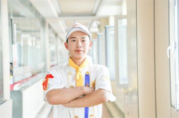 【新生故事】学厨路上没有捷径，选择对了才能成功-张玉龙
