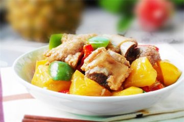 美食推荐|营养美味“菠萝炖排骨”