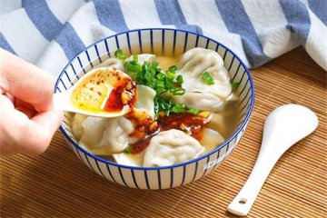 美食推荐|暖胃正餐“酸汤水饺”