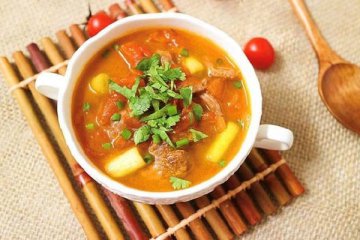 美食推荐|暖胃饱腹“番茄牛肉汤”