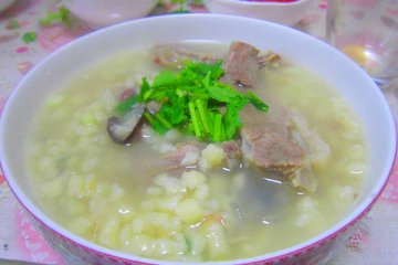 美食推荐|陕西小吃“羊肉泡馍”