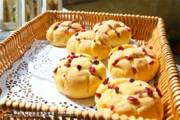 始于颜值陷于甜蜜的西点专业，为什么被会称为“微时代”的“金饭碗”？