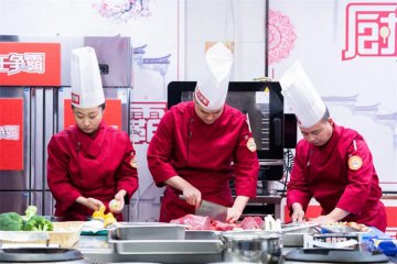 新东方老师黄思源出战厨王争霸，看百万粉丝网红老师如何一冲到底