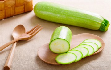 小南瓜和西葫芦的常用调味料，如何进行调味？