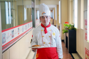 【新生故事】八年军旅生涯，退伍学厨圆致富梦