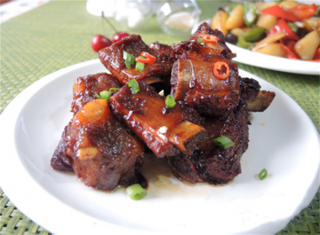 美食推荐|金红软烂“红烧排骨”