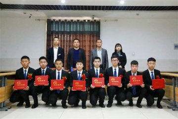 【我们毕业啦】天空才是你们的领地，飞翔吧雄鹰们