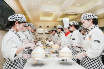 初高中家长面对孩子不想上学，该怎么办？