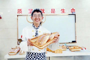 新生故事|好的青春有反转