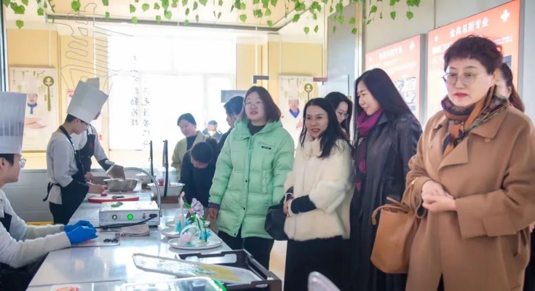 “三八”妇女节-致敬每一位女性